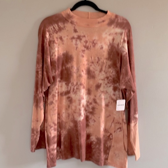 NWT-Free People Tie-Dyed Tee - Picture 12 of 13